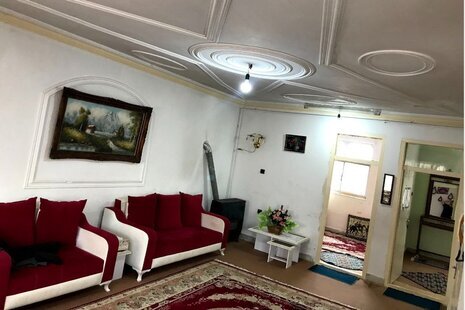 واحد مبله دوخواب بلوری 2 طبقه اول ویلا در رشت