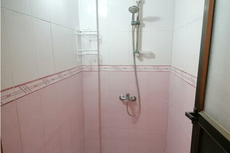 واحد مبله تکخواب طبقه همکف ویلا بهار در بندرانزلی