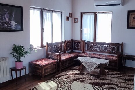 واحد دوبلکس در طبقه اول با حیاط اختصاصی در خمام