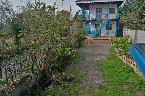 اتاق 3 در اقامتگاه بومگردی رشت