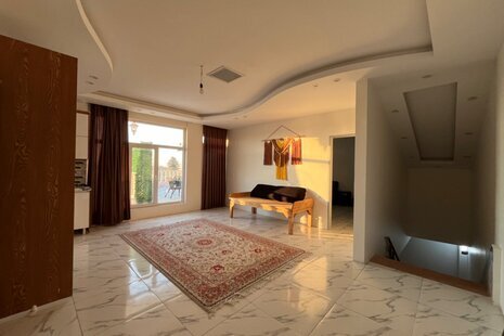 ویلا دوبلکس استخردار دوخواب در چهارباغ