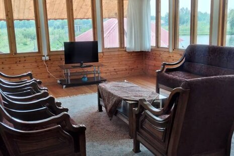 باغ ویلا دو خواب مبله در صومعه سرا