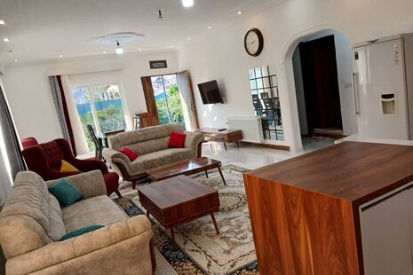 واحد مبله دوخواب در ویلا عباس آباد