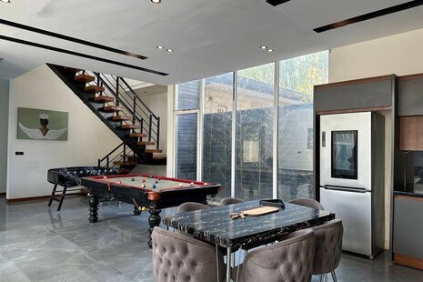 ویلا استخردار مبله سه خواب هستی در چهارباغ