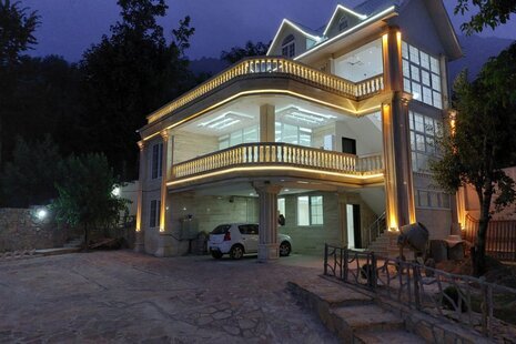 ویلای 4 خواب جنگلی کوهستانی مبله لوکس در رضوانشهر