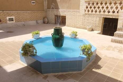 اتاق یاقوت در اقامتگاه بوم گردی کاشان