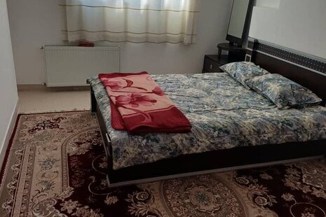 آپارتمان مبله سه خواب در صدرا