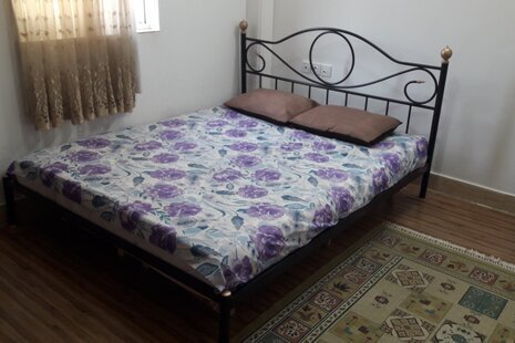 واحد مبله تکخواب در طبقه اول ویلا رادین در سوادکوه