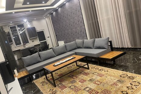 ویلا دوخواب استخردار کارن در چهارباغ