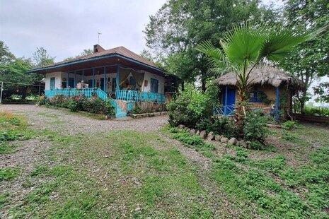 اتاق سنتی 30متری VIP در اقامتگاه بومگردی شفت