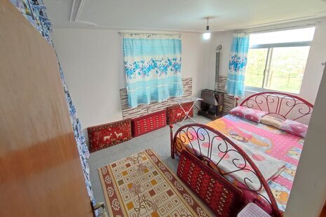 واحد تکخواب مبله در طبقه همکف ویلا جنگلی رحیم آباد