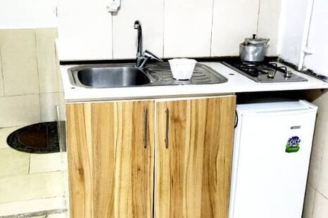 اتاق چهار تخت 1 در مهمانپذیر مشهد