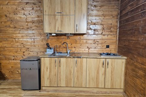 کلبه سوئیسی تکخواب حسام 2 در لاهیجان