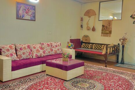 آپارتمان مبله دوخواب مشتاق در اصفهان