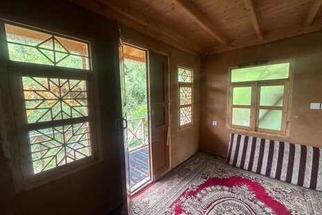 کلبه دوبلکس جنگلی تکخواب درختی جهان در کیاده ساری
