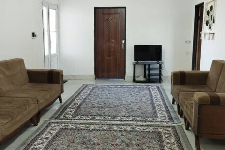 واحد دو خواب در طبقه همکف ویلای ماسال