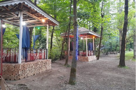 سوئیت لب رودخانه در شفت