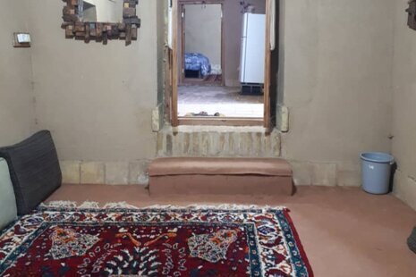 اتاق 4 در اقامتگاه بومگردی مهریز