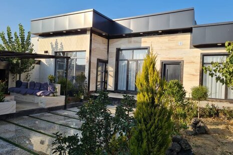 ویلا استخردار دوخواب رویال در کردان