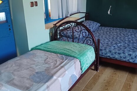 ویلا در روستای میانده صومعه سرا