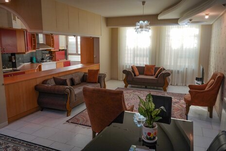 آپارتمان مبله سه خواب قدوسی غربی 2 در شیراز