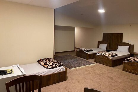 واحد تکخواب 6 تخته در هتل آپارتمان صومعه سرا