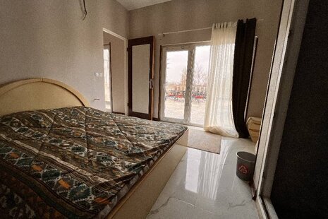 ویلا دوبلکس استخردار مبله سه خواب در چهارباغ