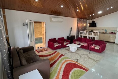 ویلا استخردار دو خواب باغ کیوی درچالوس