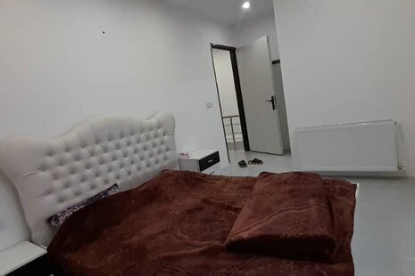 ویلا دوبلکس استخردار آبگرم دوخواب در چهارباغ