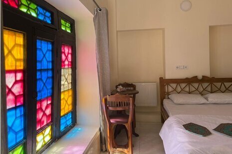 اتاق شماره 12 در اقامتگاه بومگردی شیراز