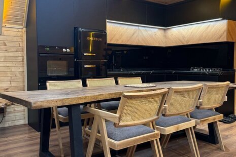 کلبه سوئیسی دوبلکس تکخواب در فشم