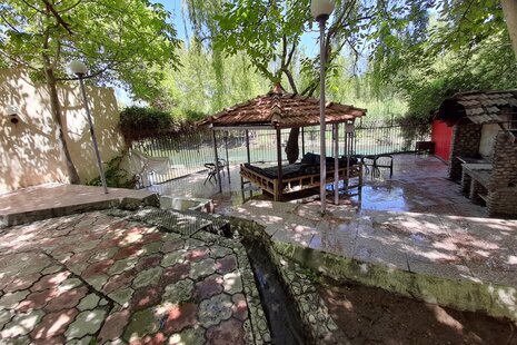 ویلا دو خواب در باغ بهادران