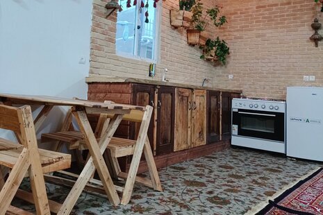 واحد خانه بهشت در اقامتگاه بومگردی برزک کاشان