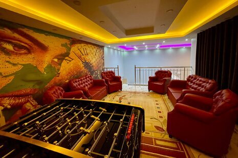 ویلا دوبلکس مبله دوخواب مریال در چهارباغ