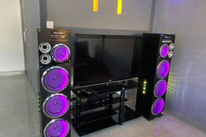 ویلا تریپلکس استخردار دوخواب ماهلین در رودهن