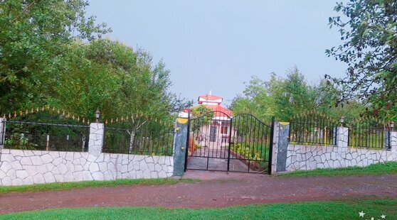 ویلاتکخواب زیر بام سبزشاندرمن