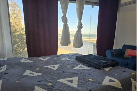 سوئیت 1 ساحلی در مجتمع اقامتی محمدزاده کنگان