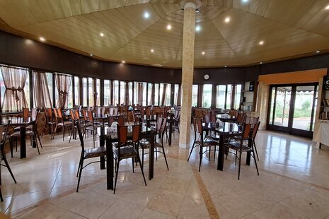 اتاق دو نفره در هتل آپارتمان صومعه سرا