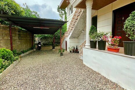 واحد مبله دوخواب در طبقه اول ویلا رامسر