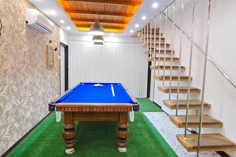 ویلا استخردار تریپلکس 4 خواب رضوان در نور