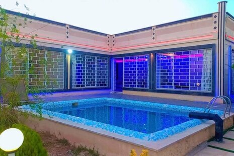 ویلا استخردار دوخواب گل نرگس در ساوجبلاغ