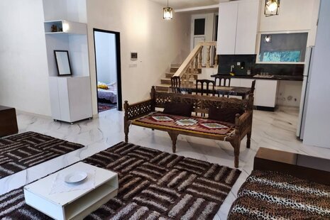 واحد در طبقه همکف ویلا فومن