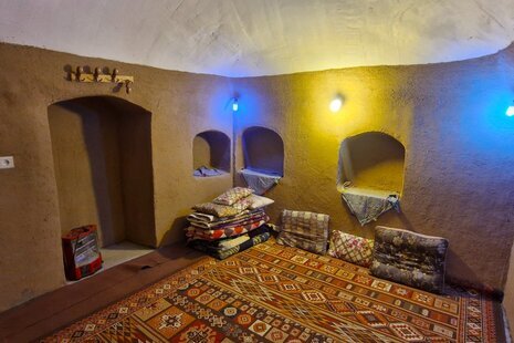 اتاق 12 متری در بوم گردی نائین