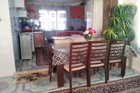 واحد دوخواب در طبقه اول ویلا در کلاردشت