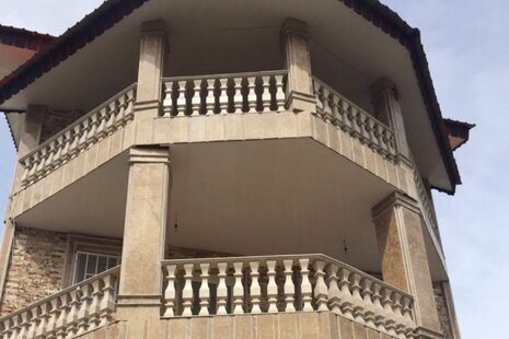 واحد ویلایی در جنگل دوهزار