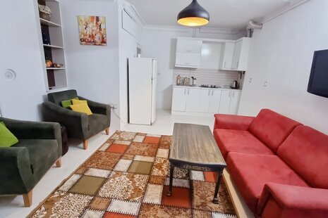 آپارتمان مبله تکخواب در مشهد طبقه همکف