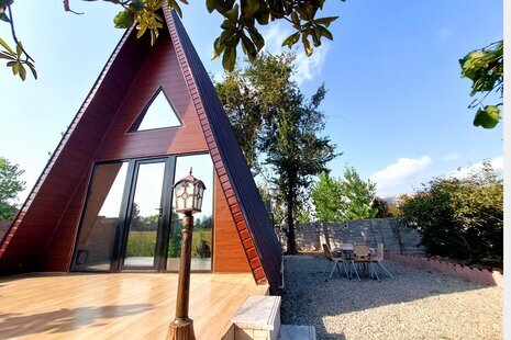 کلبه سوئیسی دوبلکس رایمون در لاهیجان