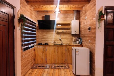 کلبه چوبی دوخواب گیلداد مبله در رشت