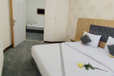 اتاق 4 نفره در هتل قم