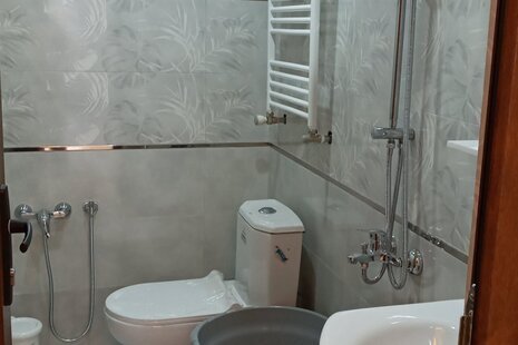 واحد سه خواب در طبقه همکف ویلای رامسر